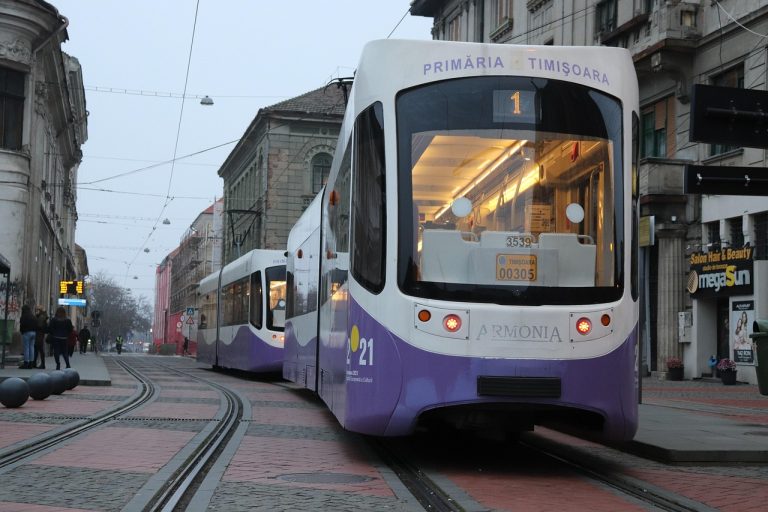 Cât plătește UBB pentru ca studenții să circule gratis — și de ce asta contează pentru tot orașul