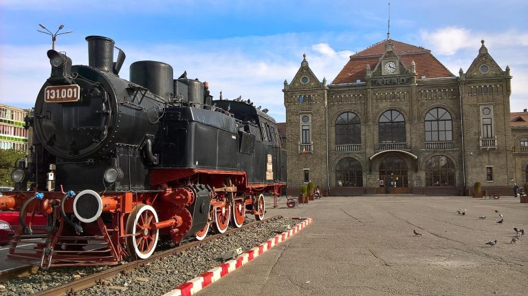 Trenuri electrice pe ruta Oradea – Satu Mare – Baia Mare – Dej? CFR comandă studiul de fezabilitate, de 109 milioane de lei